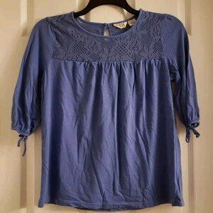 3/$10 Allison Brittney Periwinkle Blue Lacy Trim Shirt Top Tie Sleeve Size Small